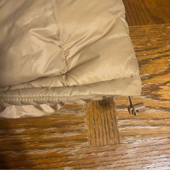 Abercrombie & Fitch Oversized Utility Puffer Jacket in Tan Sz L Water Resistant - Picture 10 of 16